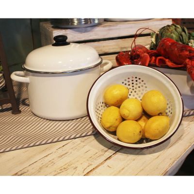 9.5 Qt. Colander Enamelware