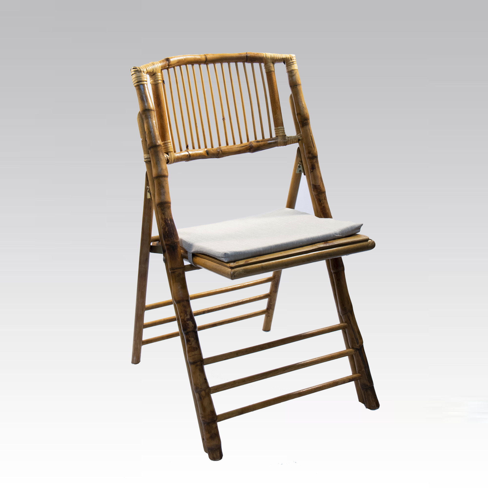 Foldable bamboo outlet chair