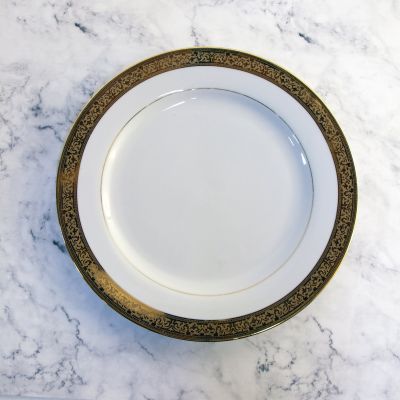 Image two of Golden Opulence Place Plate 12"
