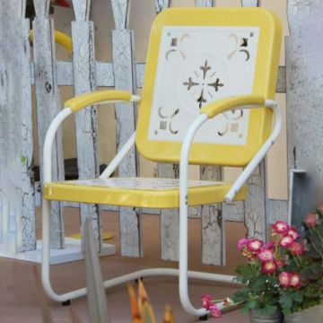 Summerland Vintage Buttercup Chair