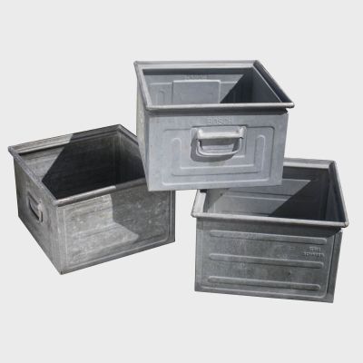 Image two of Vineyard Zinc Square Tubs with Handles